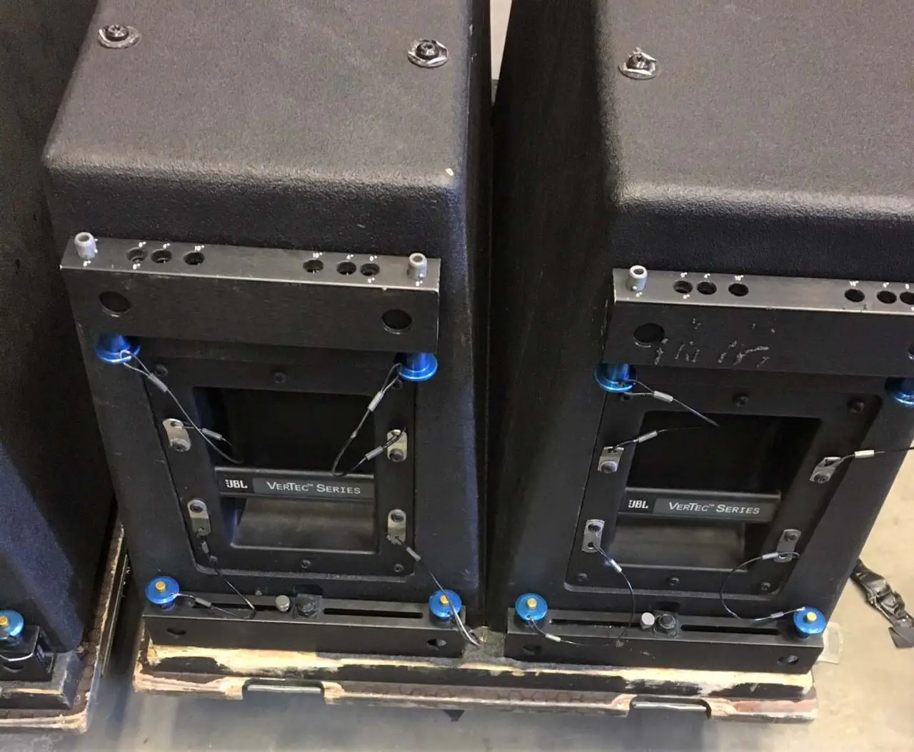 JBL VerTec VT4888 d'occasion