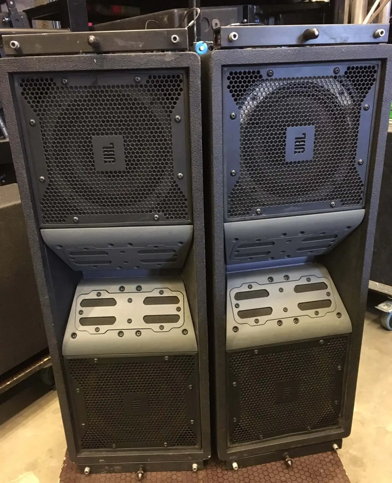 JBL VerTec VT4888 d'occasion